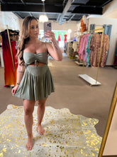 Load image into Gallery viewer, Raelyn Romper