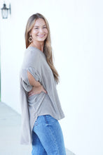 Load image into Gallery viewer, Natural Beauty Blouse