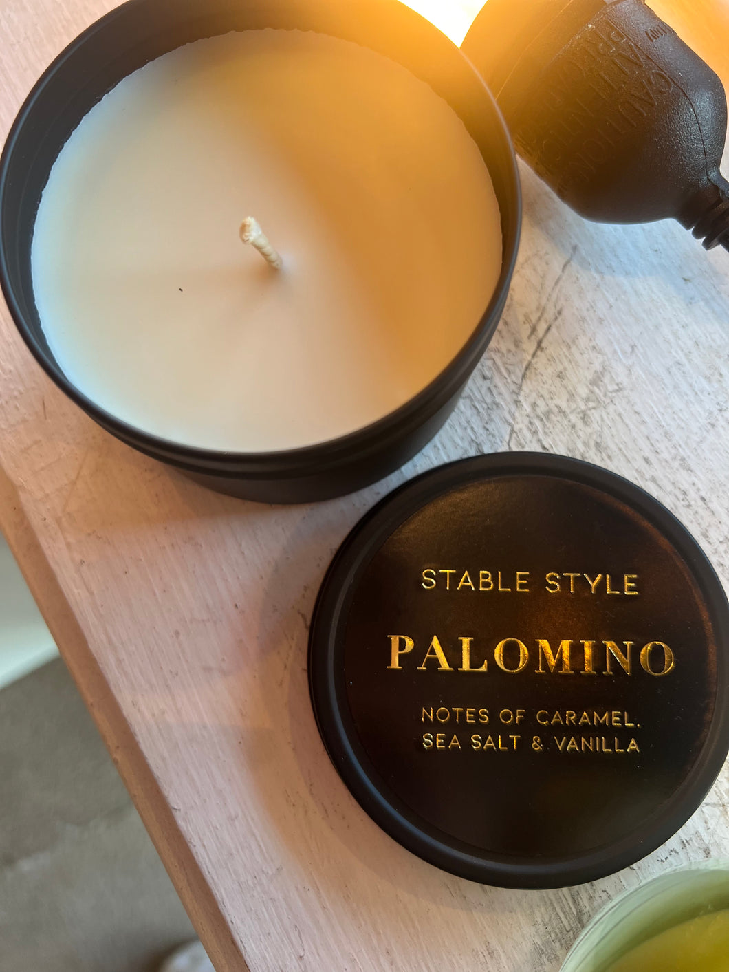 Palomino soy wax candle tin