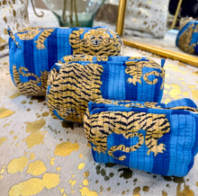 Load image into Gallery viewer, Tiger Blue 3 Bag Makeup Travel