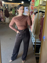 Load image into Gallery viewer, Grace Top Choco