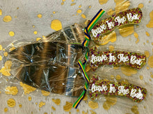 Load image into Gallery viewer, Mardi Gras King Cake Knife – Glitter Purple, Green &amp; Gold Cake Cutting Knife