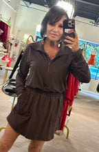 Load image into Gallery viewer, On The Go Romperskort Espresso