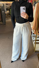 Load image into Gallery viewer, Simple Tweed Track Pants