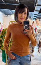 Load image into Gallery viewer, Caramel Kiss Top