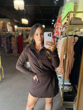 Load image into Gallery viewer, On The Go Romperskort Espresso