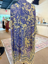 Load image into Gallery viewer, Blue Dreams Kimono O/S