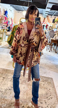 Load image into Gallery viewer, Champagne &amp; Roses Kimono