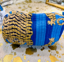 Load image into Gallery viewer, Tiger Blue 3 Bag Makeup Travel