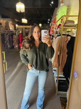 Load image into Gallery viewer, Casual Fall Day Top Olive