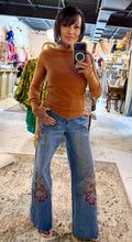 Load image into Gallery viewer, Caramel Kiss Top