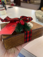 Load image into Gallery viewer, Holiday Wood Cheese Mold Candle Winter Woods