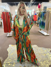 Load image into Gallery viewer, Tropical Oasis Kimono