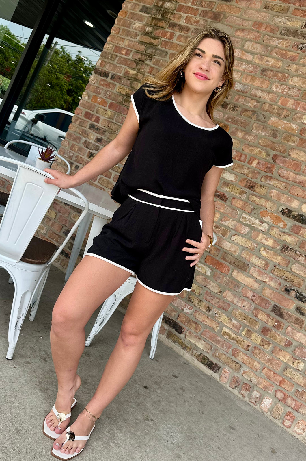 Sunday Brunch Linen Shorts Black