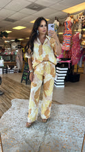 Load image into Gallery viewer, Tropic Like Its Hot Pants