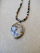 Load image into Gallery viewer, Down To Earth Necklace