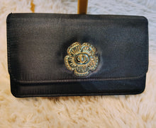 Load image into Gallery viewer, Lilly Faille Clutch with Flower Closure