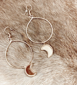 Charming Moon Earrings