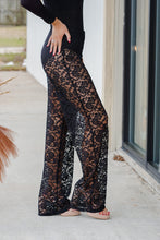 Load image into Gallery viewer, Turning Head Lace Pants