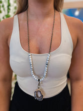 Load image into Gallery viewer, Marble Slab Jewels Necklace