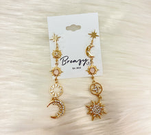 Load image into Gallery viewer, Charming Star Earrings