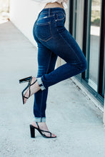 Load image into Gallery viewer, High Rise Cigarette Jeans