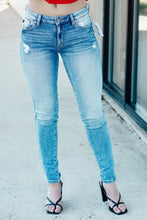 Load image into Gallery viewer, Mid Rise Super Skinny Jeans